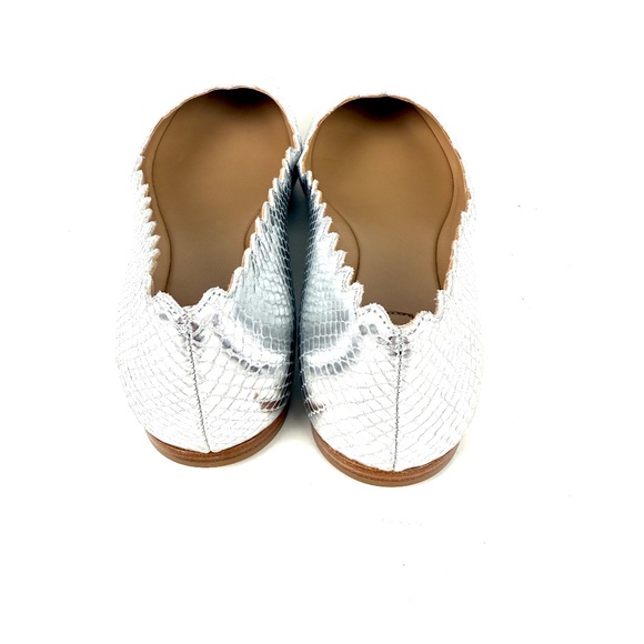CHLOE Lauren Scalloped Ballet Silver Leather Flat Shoes 38, 7.5 - Picture 6 of 12